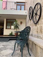 Los Tambos - Colonial
