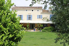 Mas Des Cerisiers