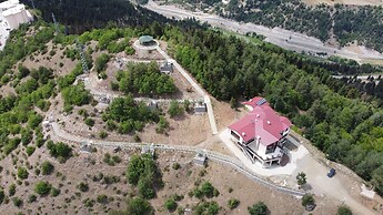 Savsat Kosk Otel