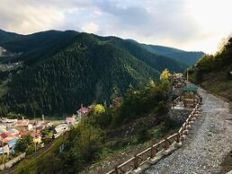 Savsat Kosk Otel