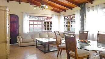 Marea Brava Hotel & Villas