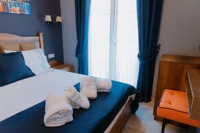 Cati Hotel Boutique Plus