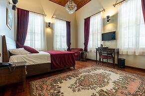 Giges King Hotel