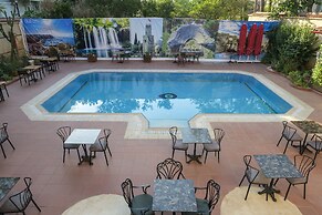 Giges King Hotel