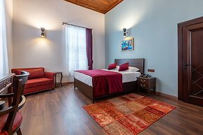 Giges King Hotel