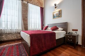 Giges King Hotel