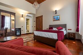 Giges King Hotel