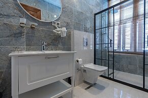 Giges King Hotel