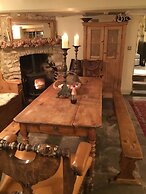 Impeccable 3-bed 17th Century Luxury Cottage