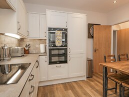 Oak Cottage