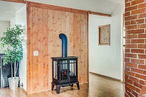 Rocky Mountain House - Sleeps 23