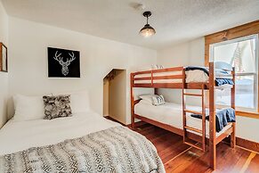 Rocky Mountain House - Sleeps 23