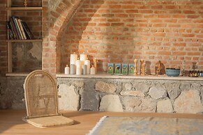 Izz Getaway – Adults Only