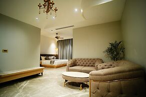 Royal Heritage Hotel & Resort