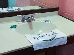 Hotel El Limon Inn