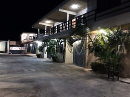 Hotel El Limon Inn