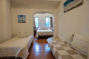 Sayulita Central Hotel