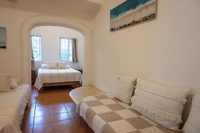 Sayulita Central Hotel