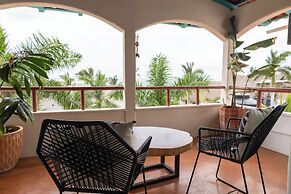 Sayulita Central Hotel