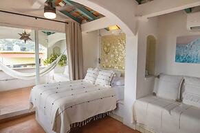 Sayulita Central Hotel