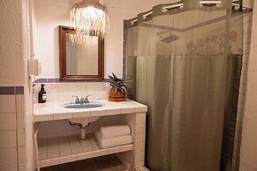 Sayulita Central Hotel