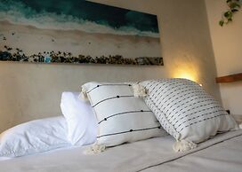 Sayulita Central Hotel