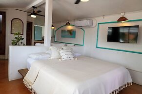 Sayulita Central Hotel