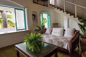 Sayulita Central Hotel