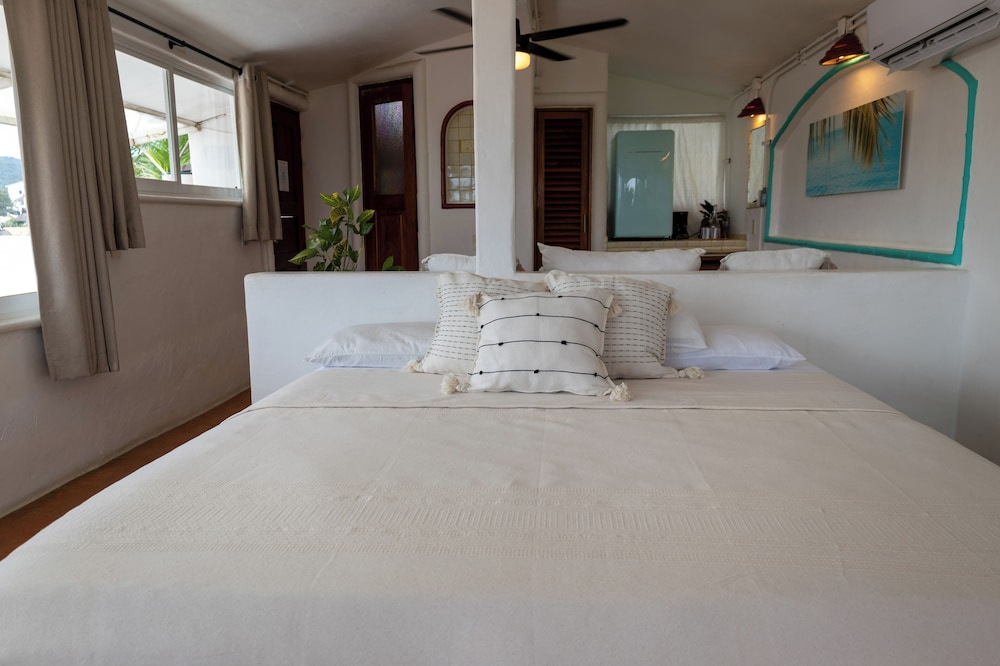 Sayulita Central Hotel