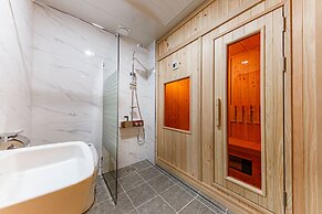 Rest Hotel