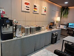 Rest Hotel