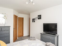 31 Beach Road
