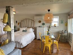 Little Bird Inn