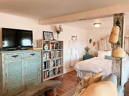 Little Bird Inn