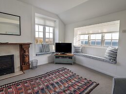 4 East Cliff