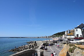 Greystones Flat