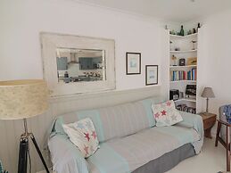 1 Bay View Court