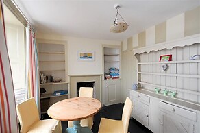10 Cobb Terrace