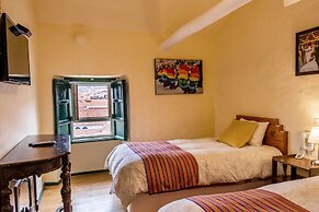 Hostal Corihuasi