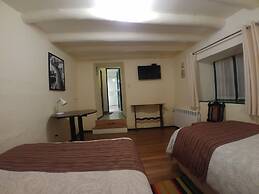 Hostal Corihuasi