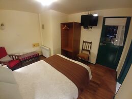 Hostal Corihuasi