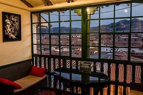 Hostal Corihuasi