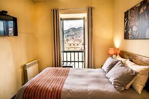 Hostal Corihuasi