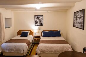 Hostal Corihuasi