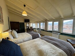 Hostal Corihuasi