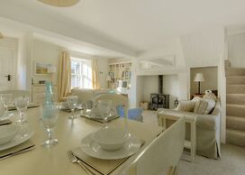 Charm Cottage