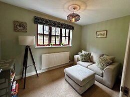 28 Barnes Meadow