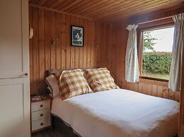 10 Pinewood Retreat