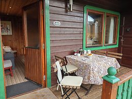 10 Pinewood Retreat