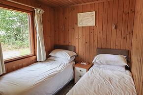 10 Pinewood Retreat